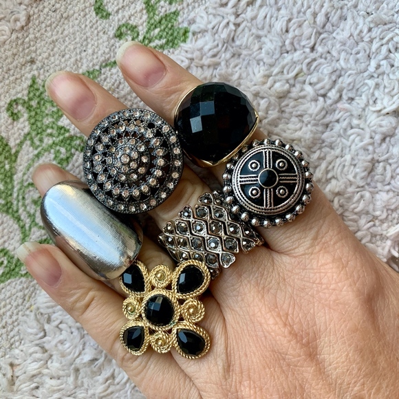 Ring Lot - Six Fun Stretch Fashion Rings - 6 Stretch Rings - Picture 2 of 6